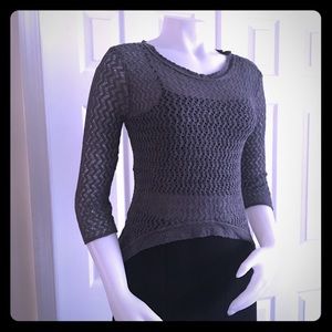 Kirra Gray crochet High Low Sweater M